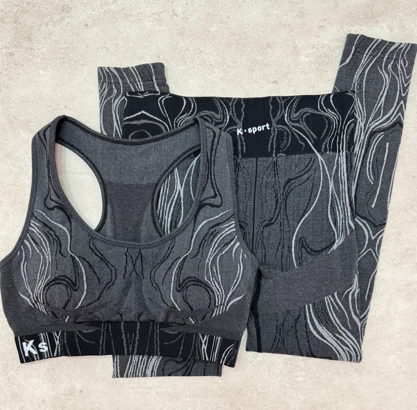 COLECCIÓN MERCURY LEGGINS Y TOP