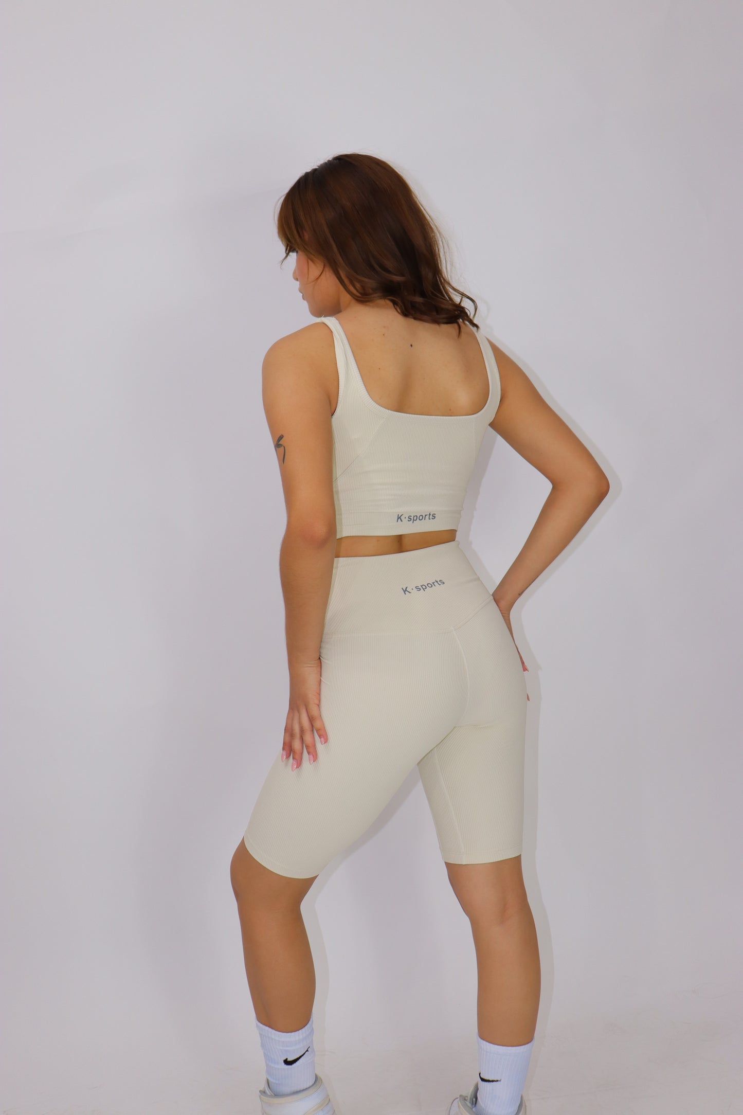 ACTIVEWEAR SET BIKER ( top + short) -CREAM