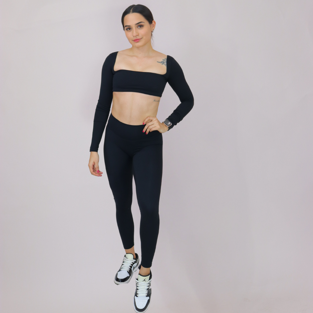 Set conjunto power Leggins y top corto- power Black