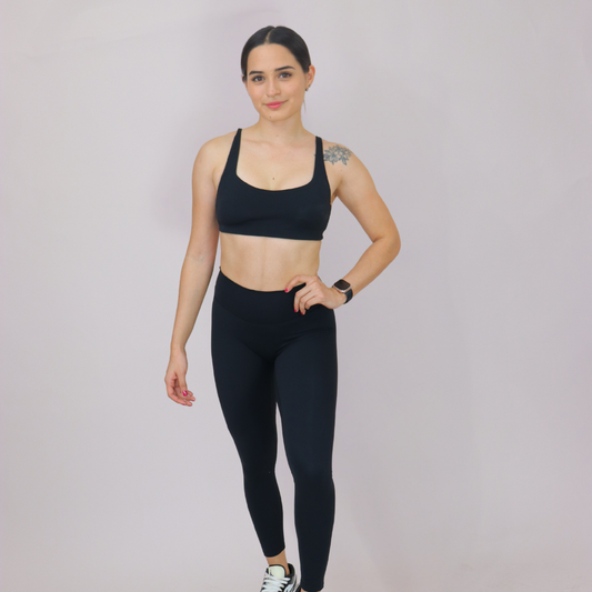 Set conjunto power Leggins y top corto- power Black